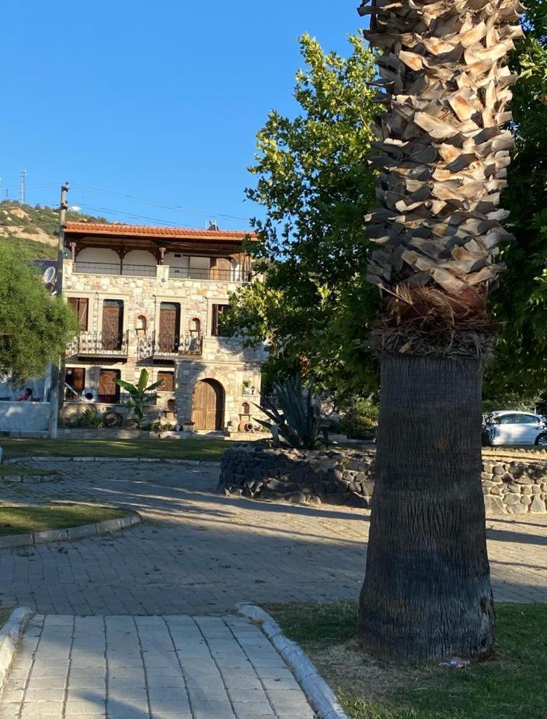 Ionia Liberty Stone Hotel Foça Buitenkant foto